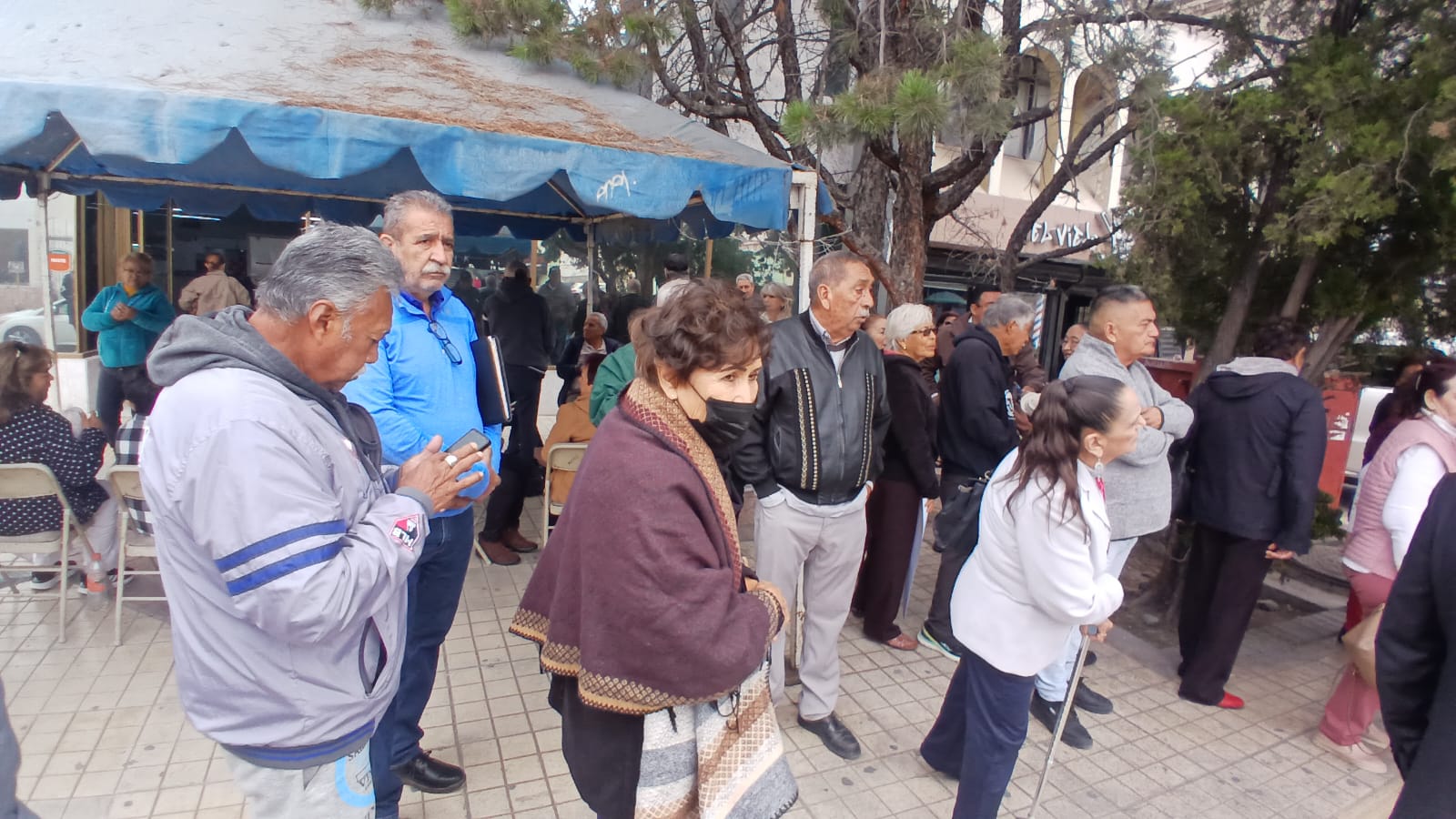 Exigen pensionados del ISSSTE pagos de sentencias incumplidas