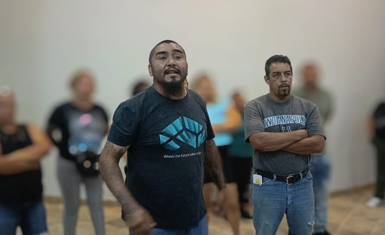“Se vendieron a Ferromex”: vecinos irrumpen ‘la matutina’ en PN