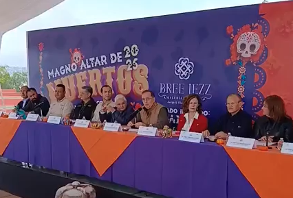 MAGNO ALTAR DE MUERTOS