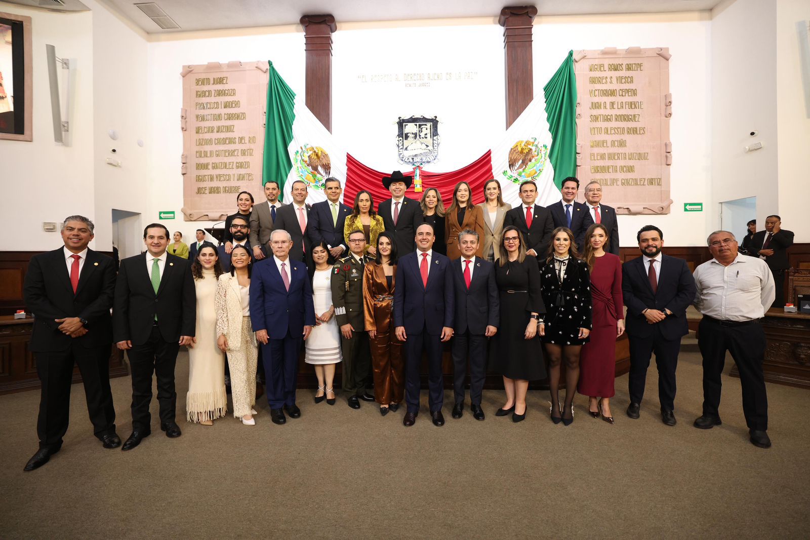 Entrega Gobernador Informe al Congreso 