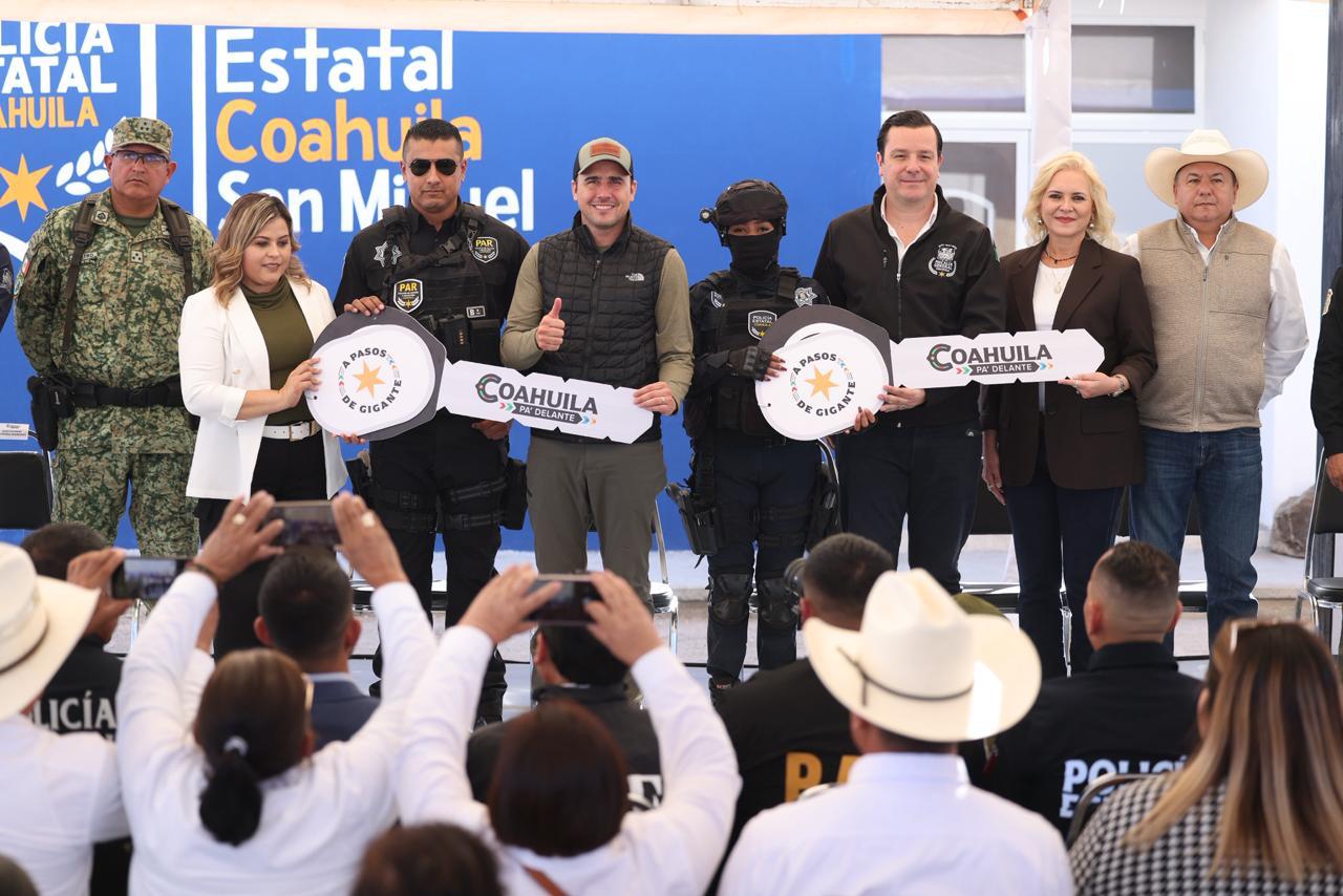 Entrega gobernador tres cuarteles más para blindar Coahuila