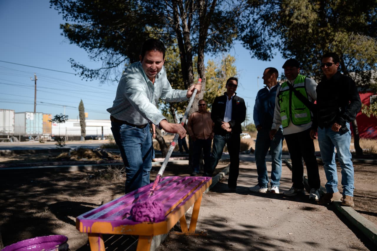 Con “Aquí Andamos” se han intervenido más de 900 plazas y espacios públicos