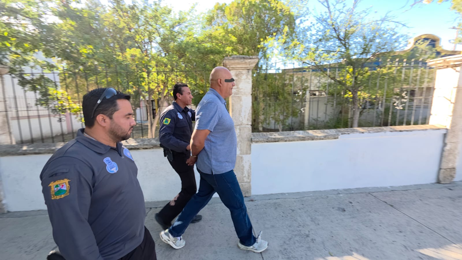 Detienen al ‘Padrino’ del Valle por abusos en anexo de Parras