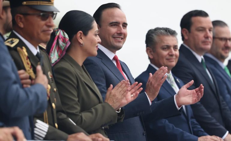 Histórico desfile de la Revolución Mexicana en Múzquiz