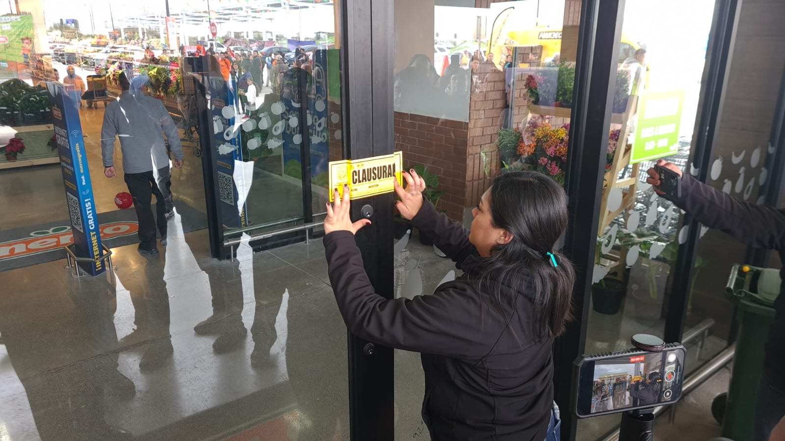 Inauguran Merco PN; lo clausura municipio