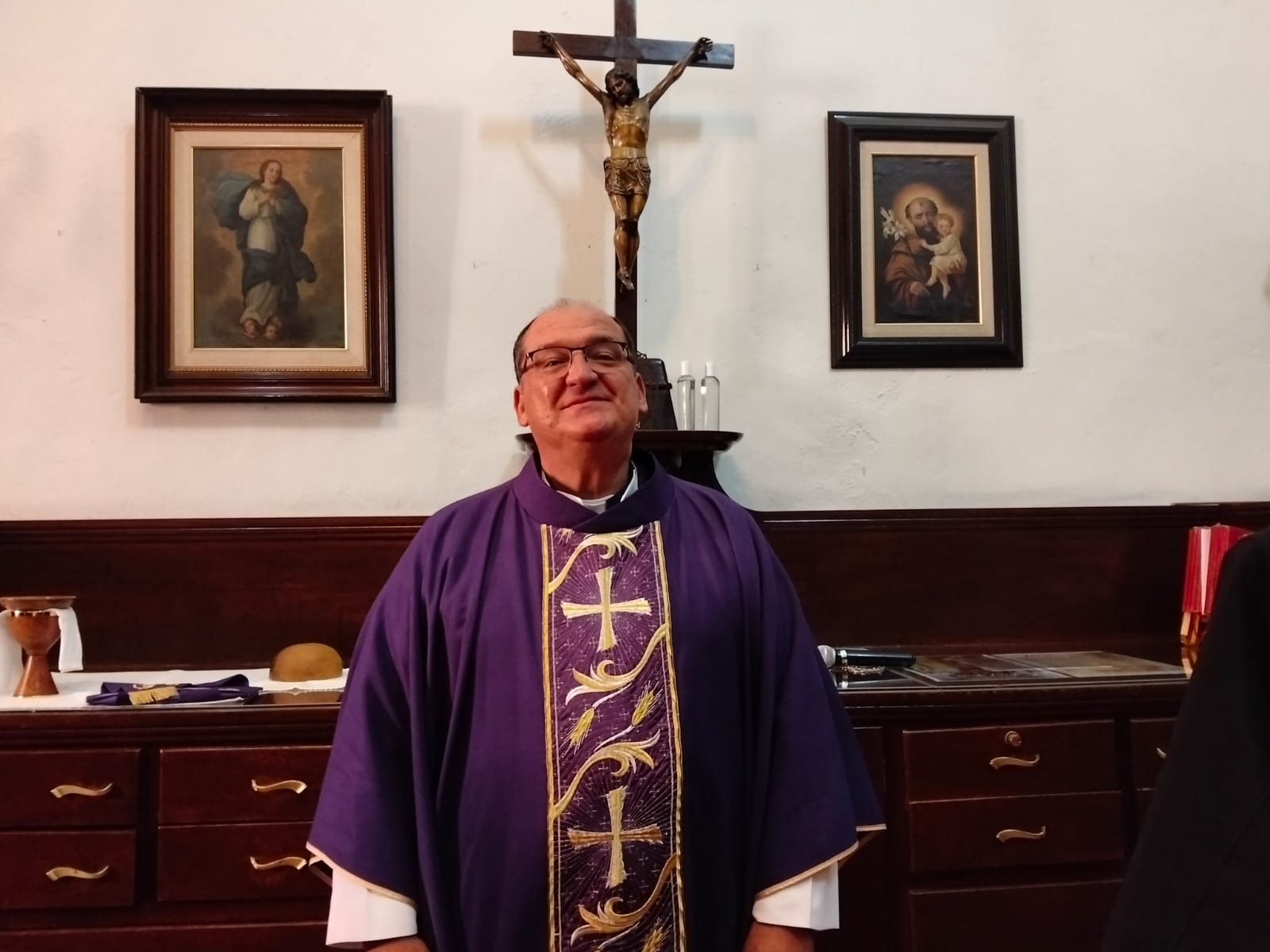 Llama obispo a periodistas a comunicar con esperanza