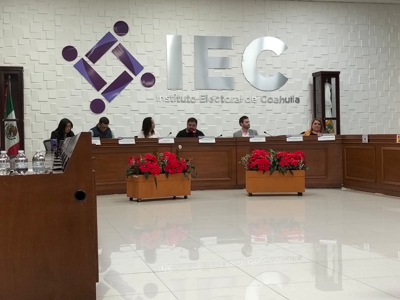 Boleta con foto, en elección de 2026