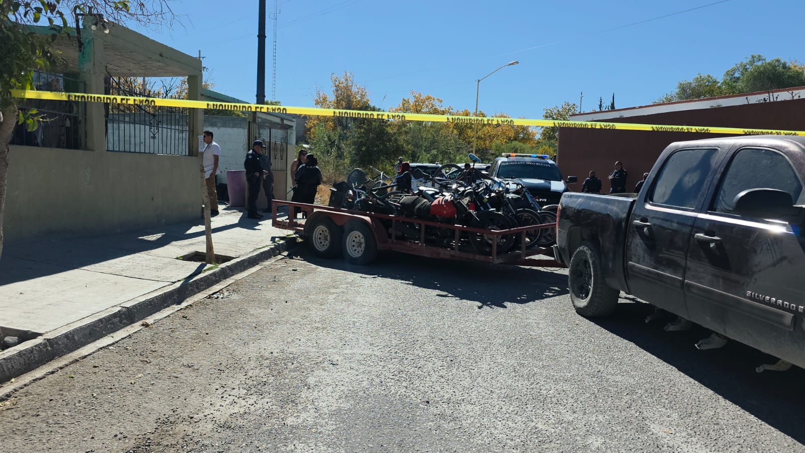 Aseguran motocicletas y aparatos eléctricos en Parras