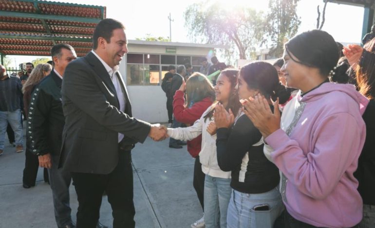 Comienza Javier Díaz paradero de camiones en el Conalep Saltillo I