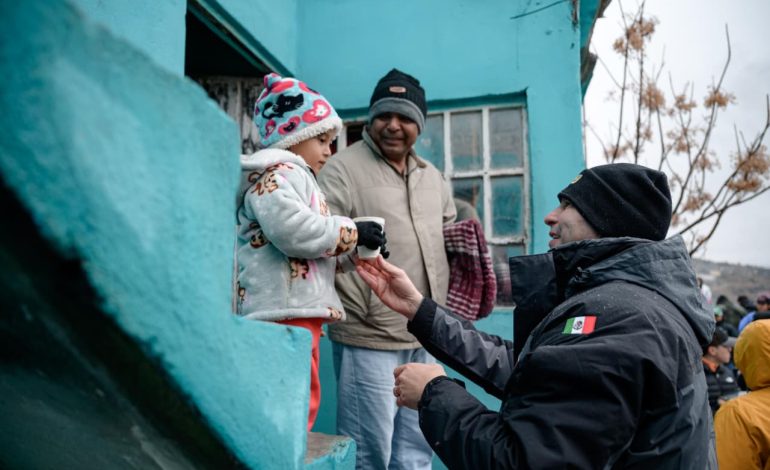 Continúa apoyo integral a la ciudadanía por bajas temperaturas: Javier Díaz