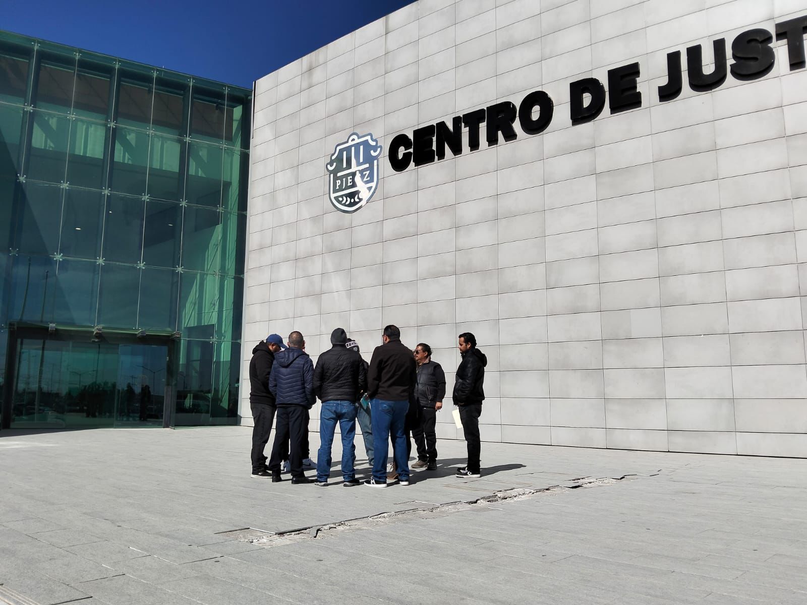 Vinculan a proceso a Esthela ’N’ por violencia vicaria 