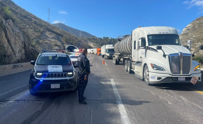 Reforzarán operativos especiales en carreteras