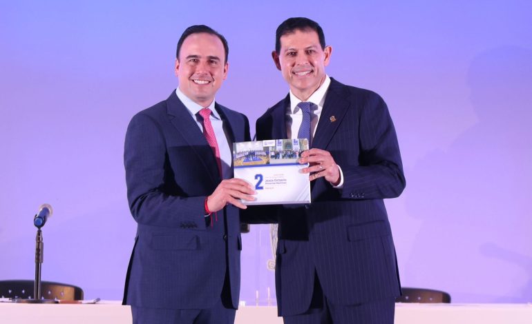 Tenemos una gran universidad y un gran estado: Manolo