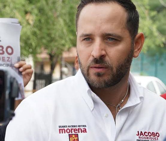 Tunden a Jacobo por pedir bajar salarios