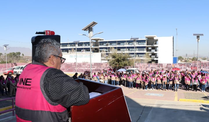 Arranca INE visita a 300 mil insaculados en Coahuila