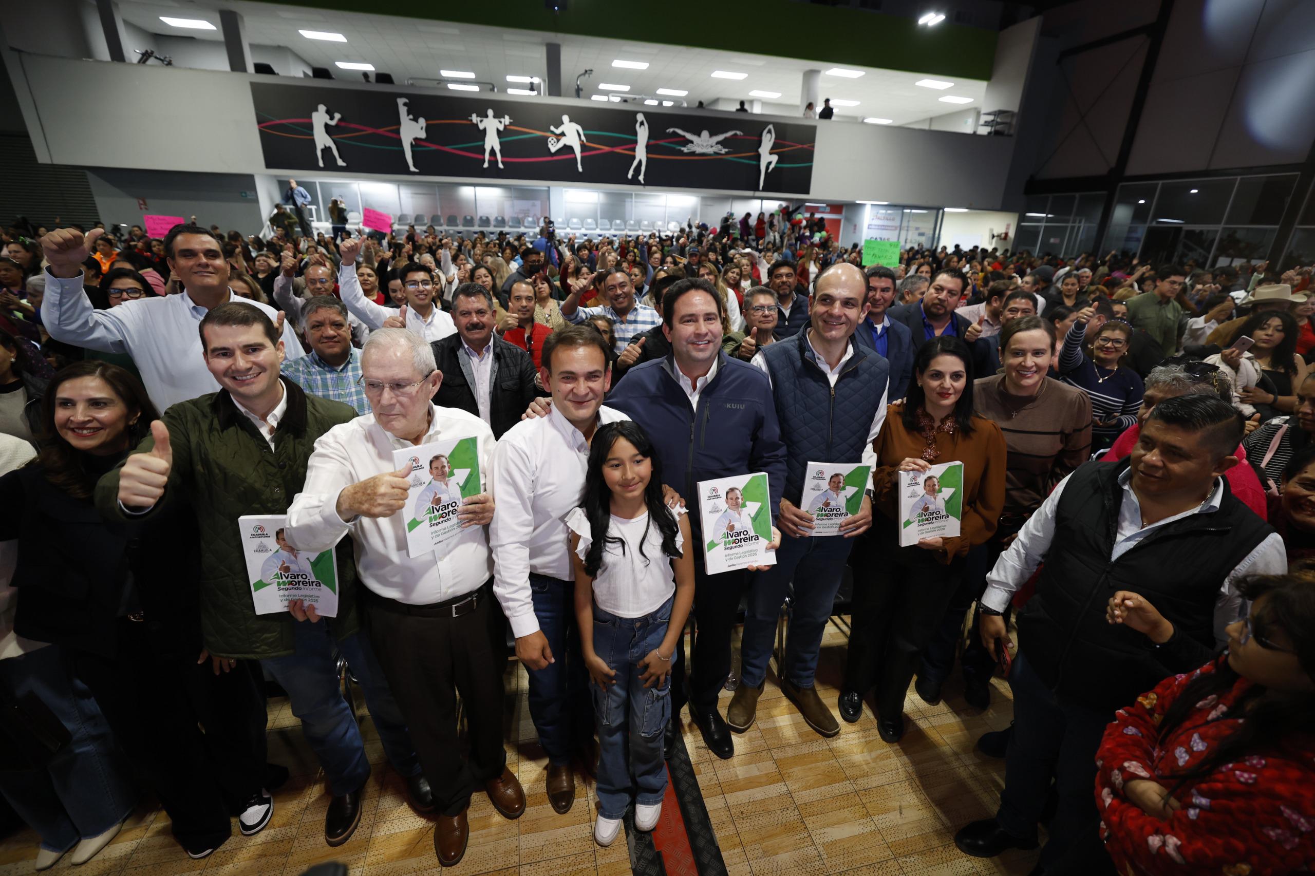 Rinde Álvaro Moreira su Segundo Informe Legislativo