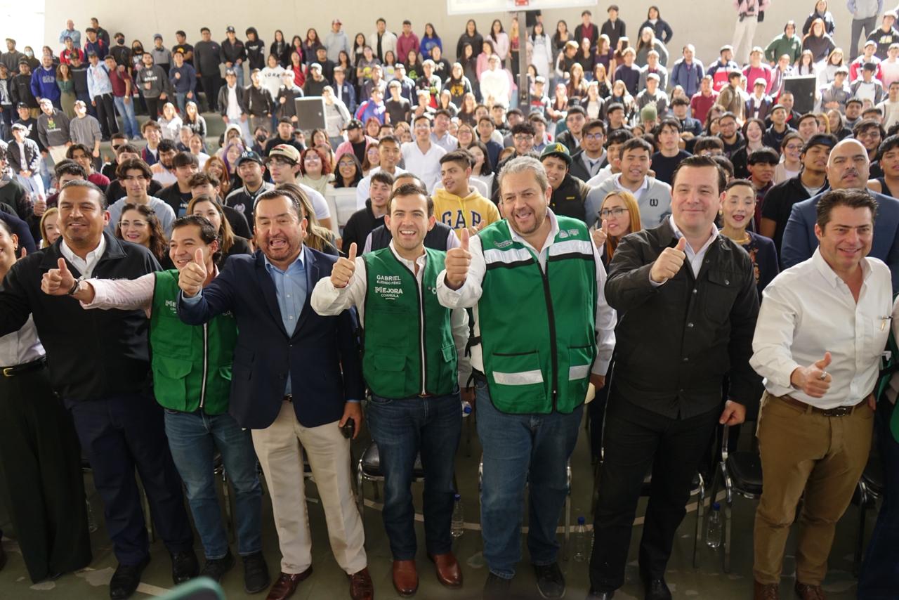 Becará Mejora a 50 alumnos de UTC con 3 mil pesos