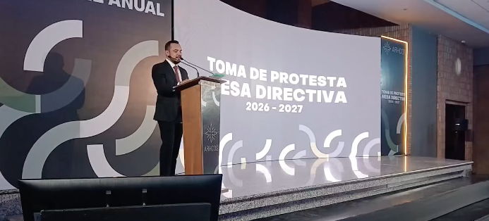 Miguel Ángel Muñoz asume la presidencia de ARHCOS con llamado a fortalecer el liderazgo y el capital humano