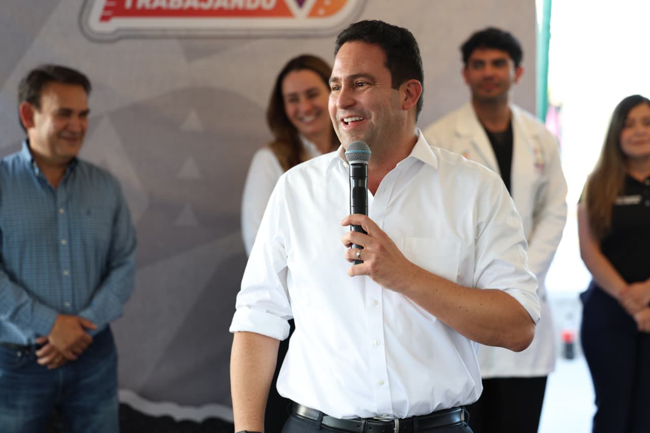 Entrega Javier Díaz rehabilitación del centro comunitario Hidalgo; suma un Espacio DIF