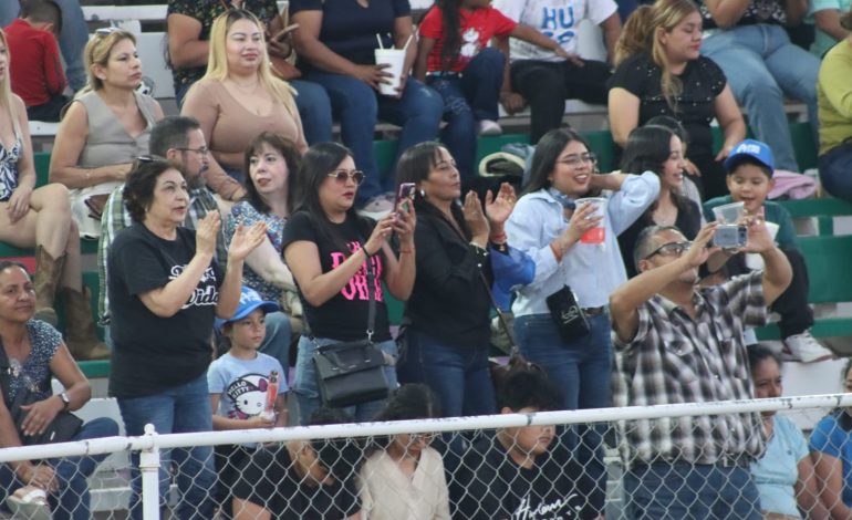 Celebra Región 88.3 FM su segundo aniversario