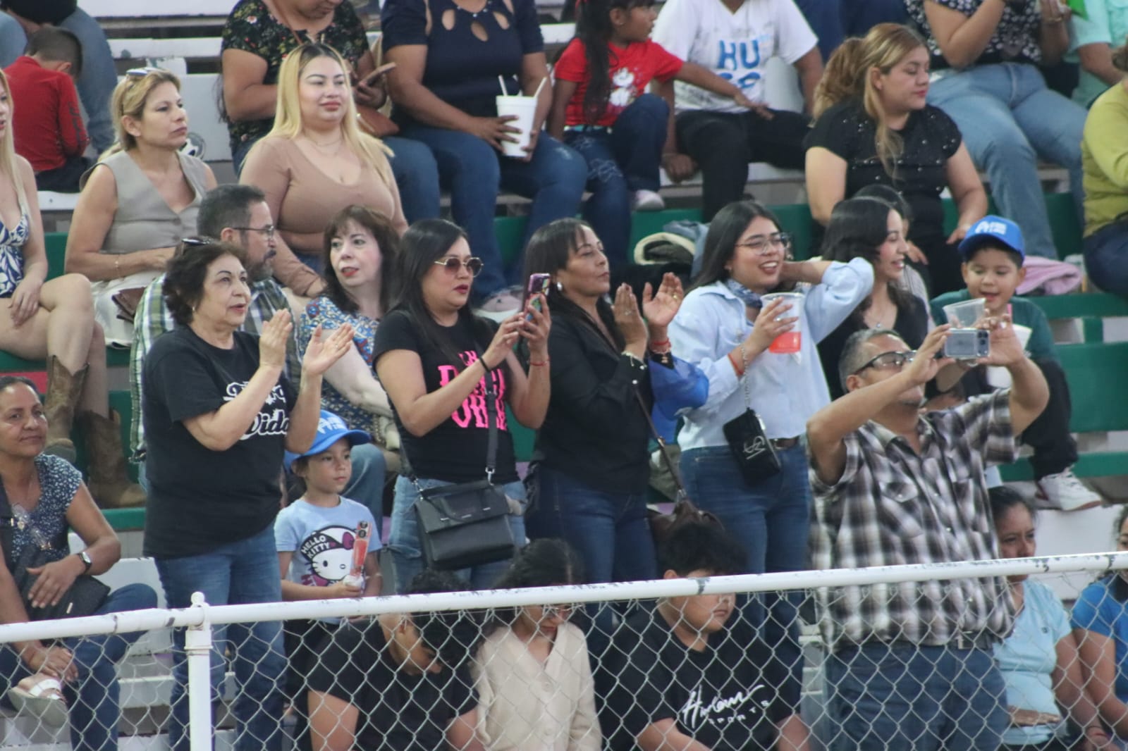 Celebra Región 88.3 FM su segundo aniversario