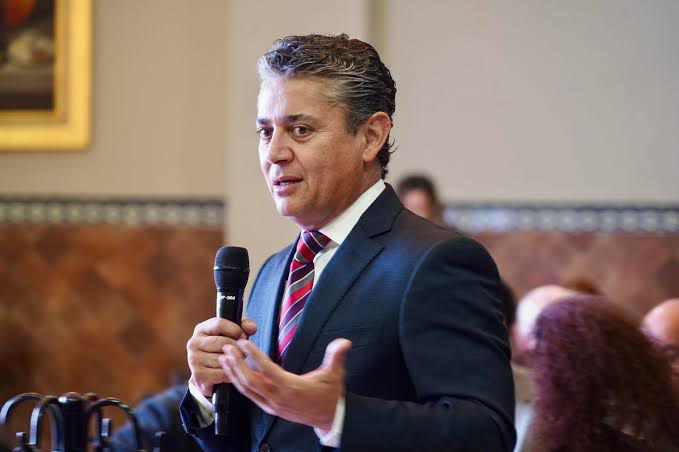 Reconoce Mery a los abogados litigantes