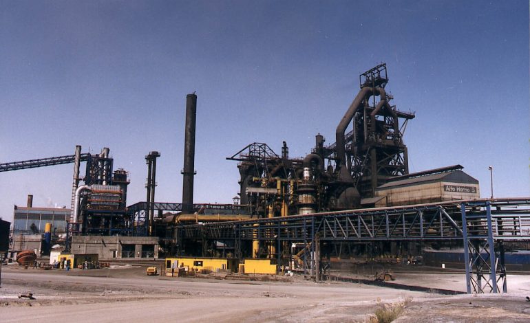 Critican ex obreros apoyo a Cuba y olvido de AHMSA