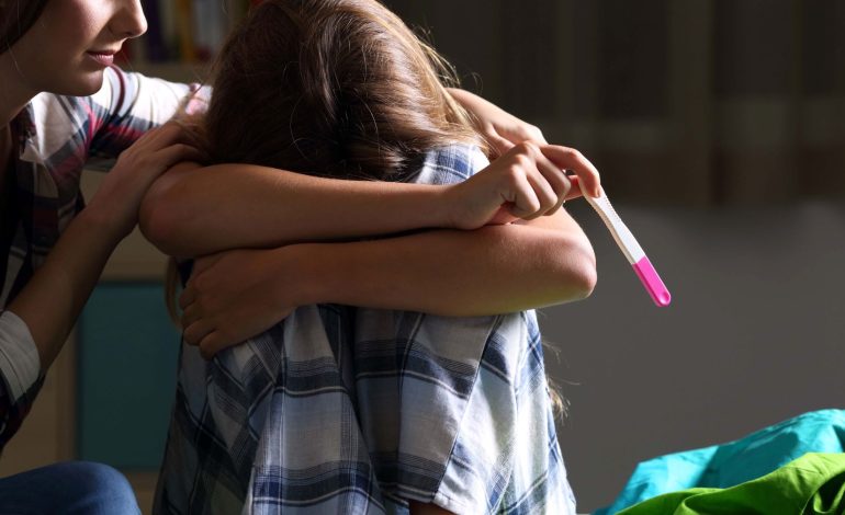 Alerta por embarazos en menores de 15 años