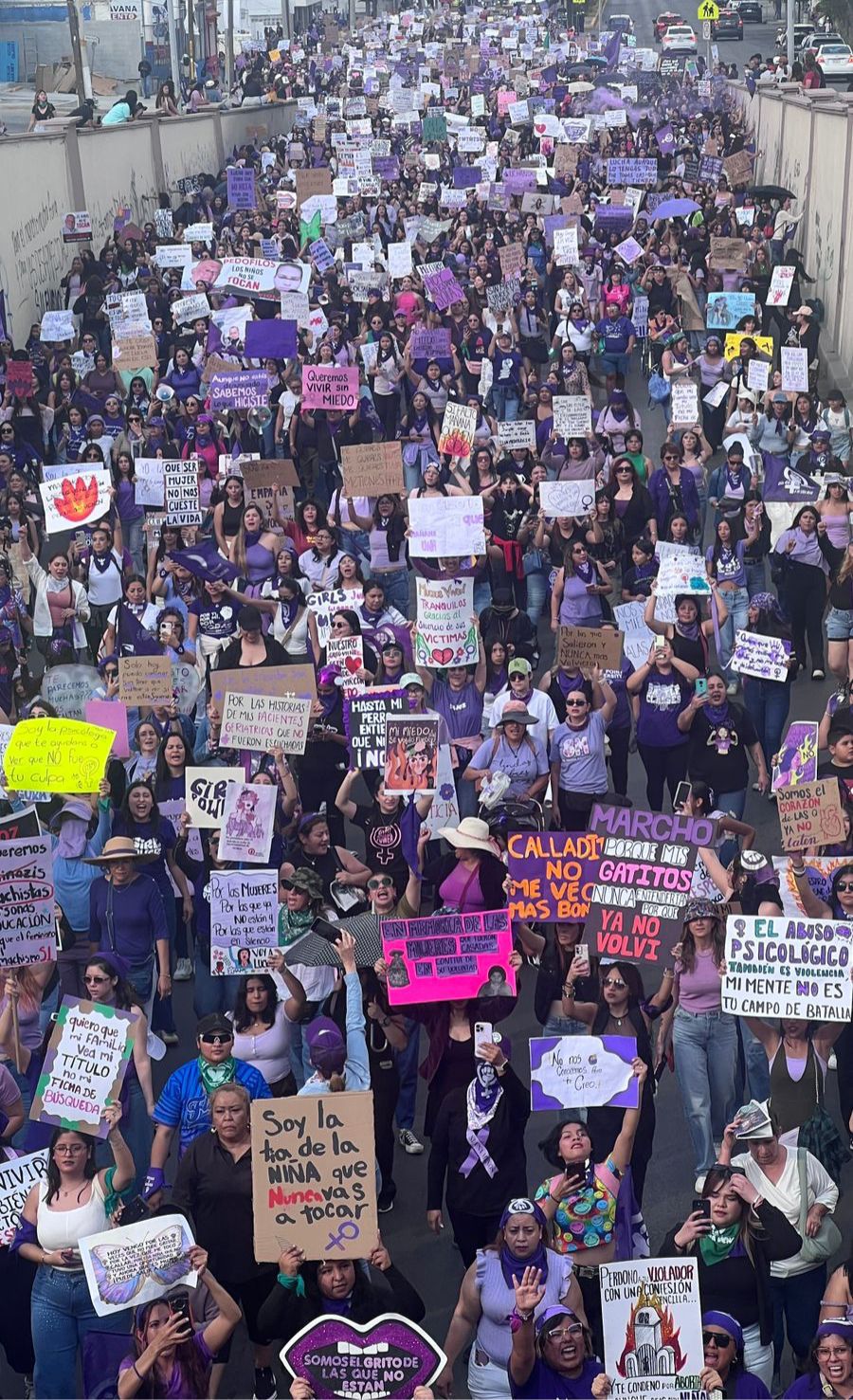Toman las calles 15 mil mujeres