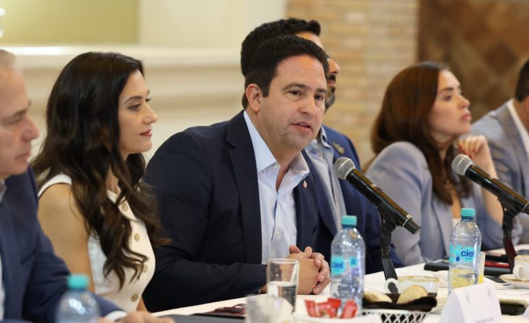 Con el uso de la tecnología, Gobierno de Javier Díaz hace más rápidos y eficientes trámites catastrales