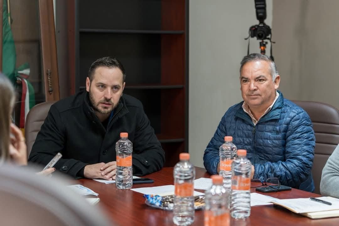 ‘Calienta’ Jacobo pelea con Menera