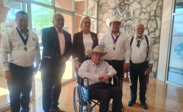 Rinden homenaje a historiador Jesús Santos Landois