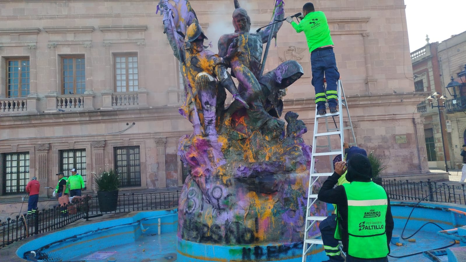 Termina limpieza de pintas tras el 8M en Saltillo