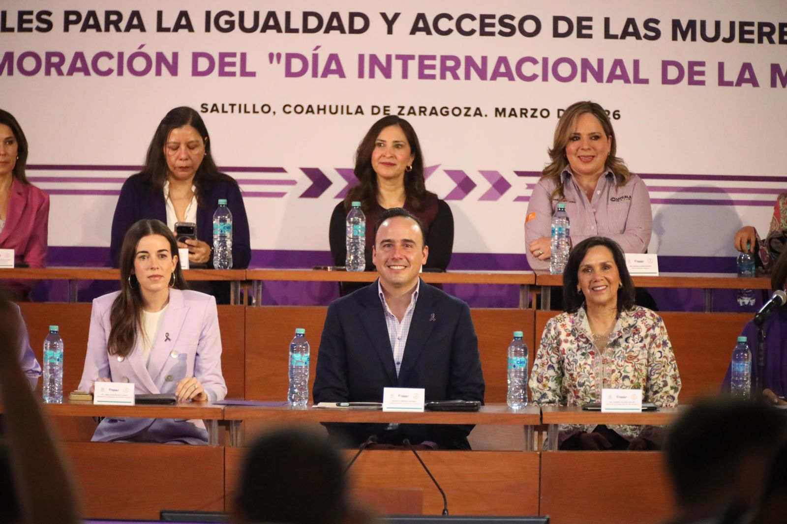 En Coahuila trabajamos todos los días por el bien de las mujeres: Manolo