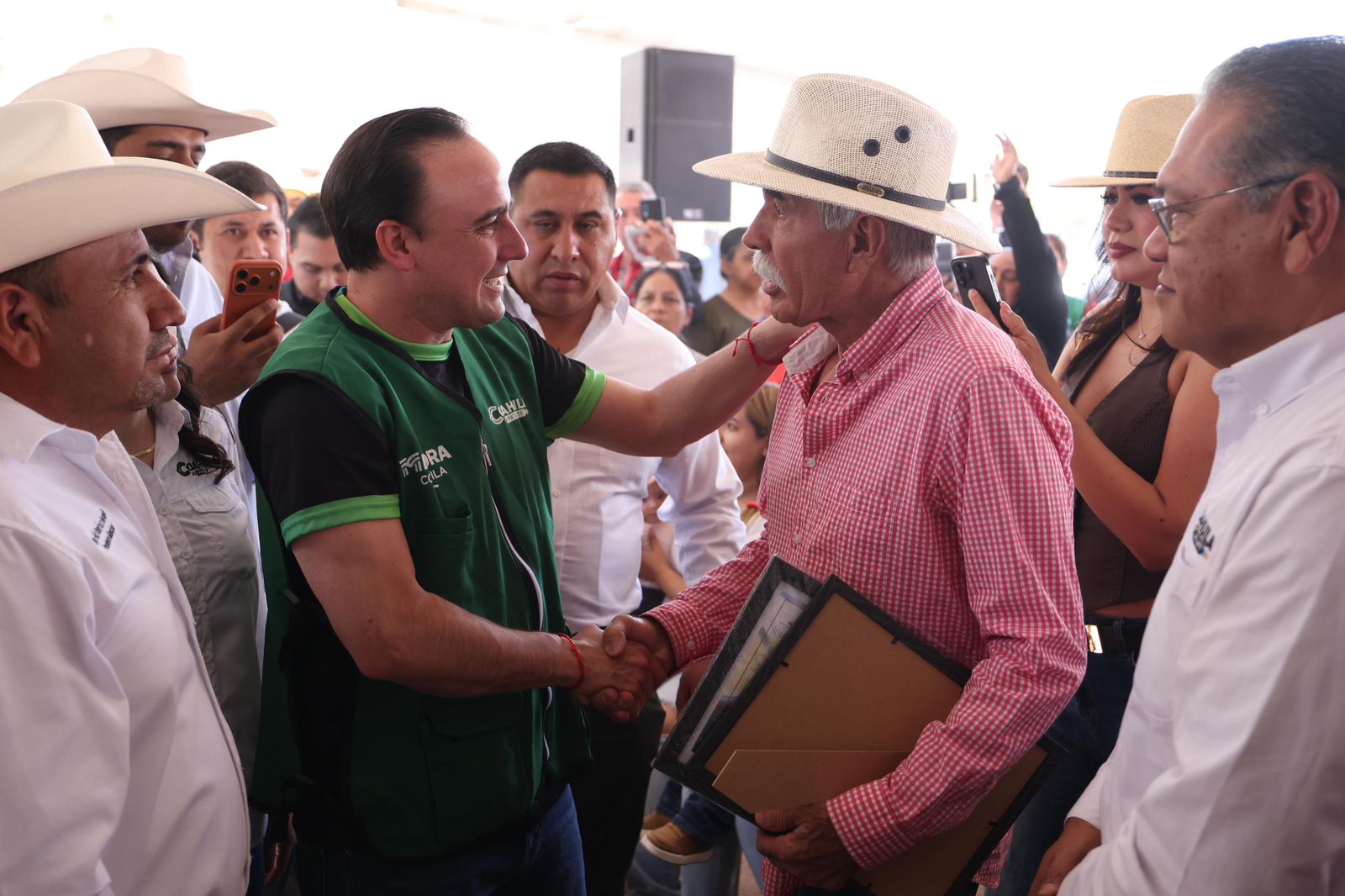 Detonamos el arranque estatal de las Caravanas de la Salud: Manolo