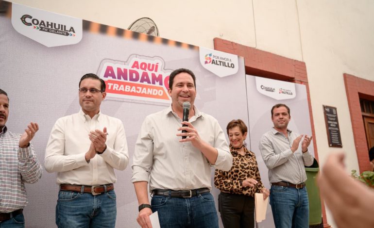 Arranca Javier Díaz rehabilitación de banquetas en Centro Histórico