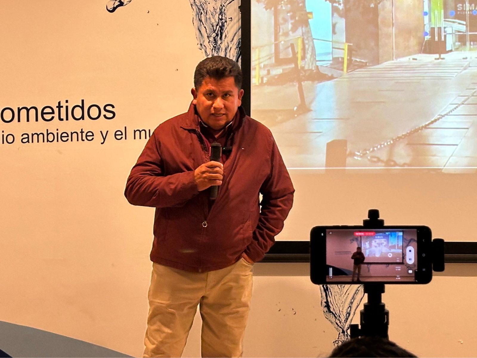 “La delincuencia financió a Jacobo”, asegura Menera