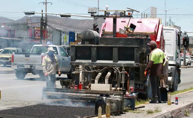 Avanza rehabilitación de pavimento en distintos sectores de Saltillo
