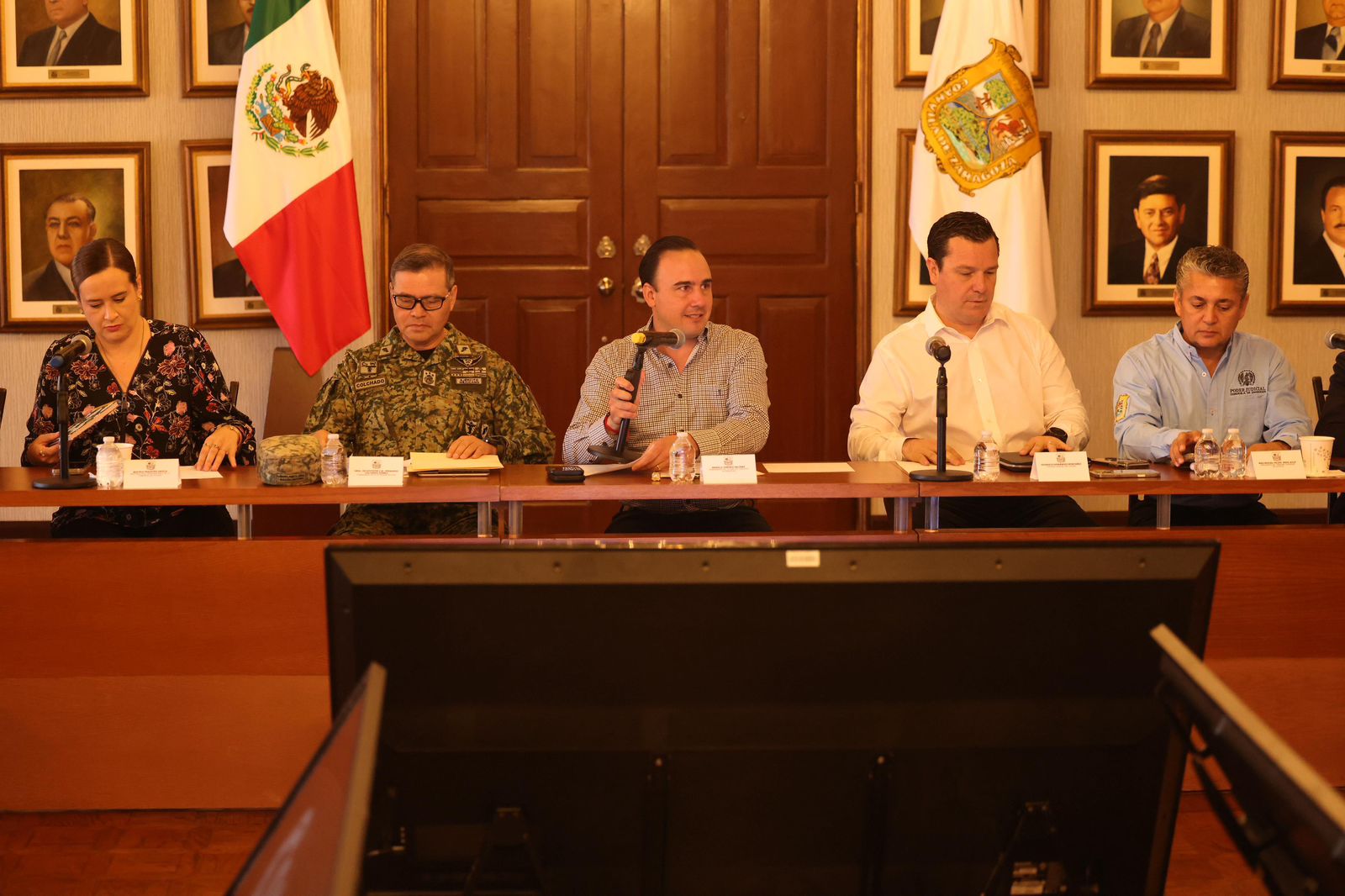 Preside Manolo Jiménez la Mesa de Construcción de Paz y Seguridad en Coahuila