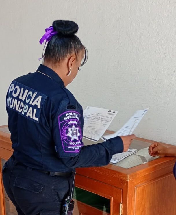 Ataca niño de 13 años a su mamá