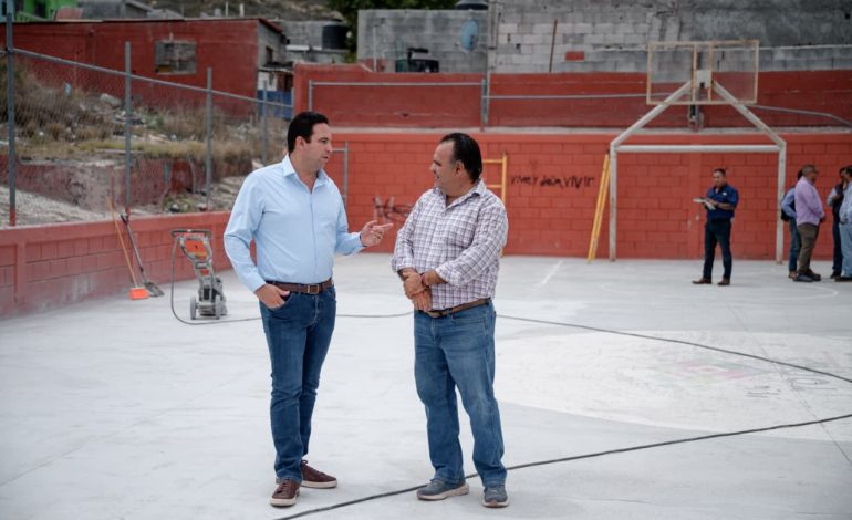 Supervisan rehabilitación de cancha en colonia Puerto de la Virgen
