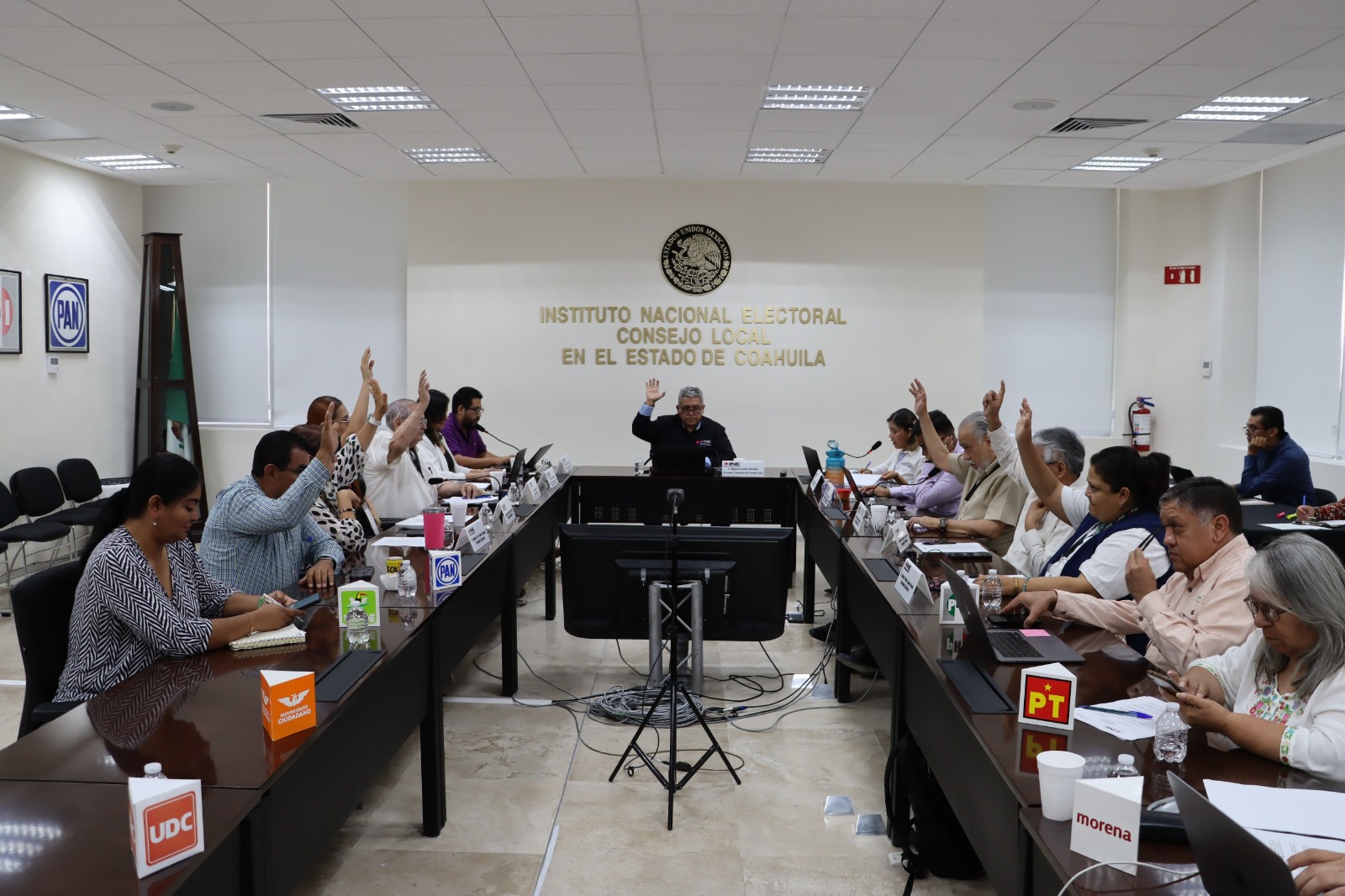 Casi lista entrega de paquetes electorales
