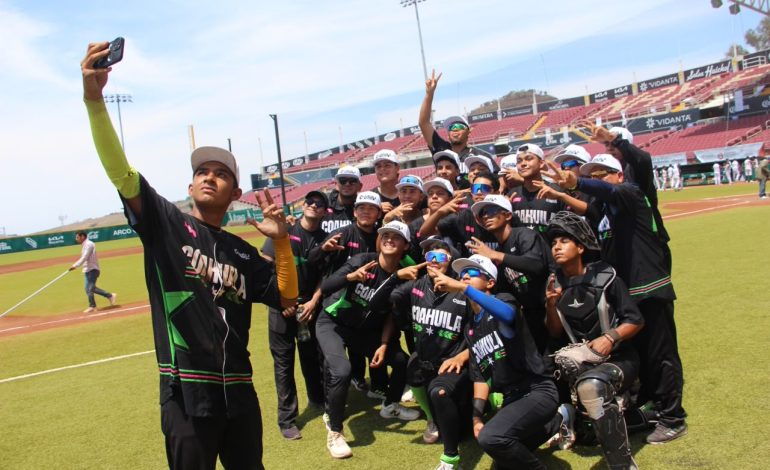 Felicidades a nuestros deportistas por sus 124 medallas: Manolo
