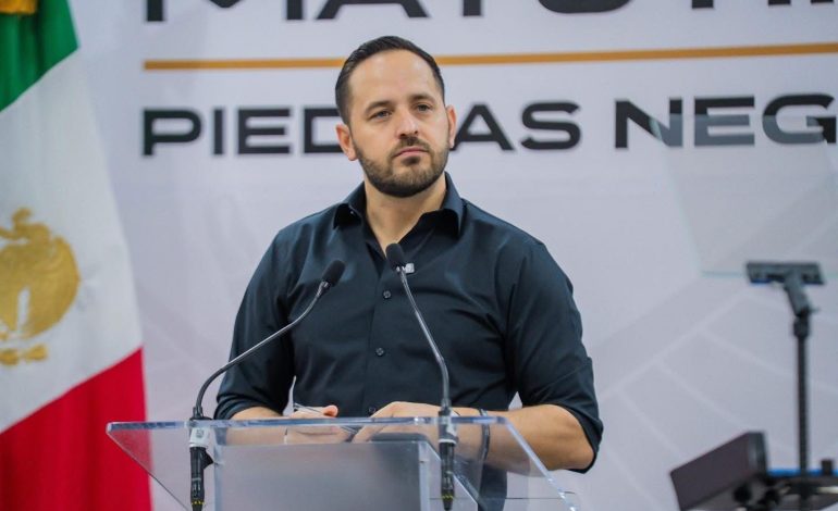 Llama Jacobo “prostitutas  de la política” a ciudadanos