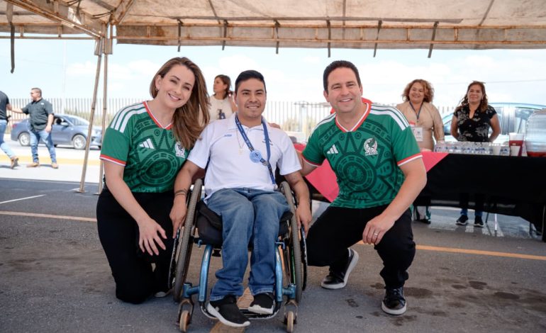Impulsan Javier y Luly empleos para personas con discapacidad