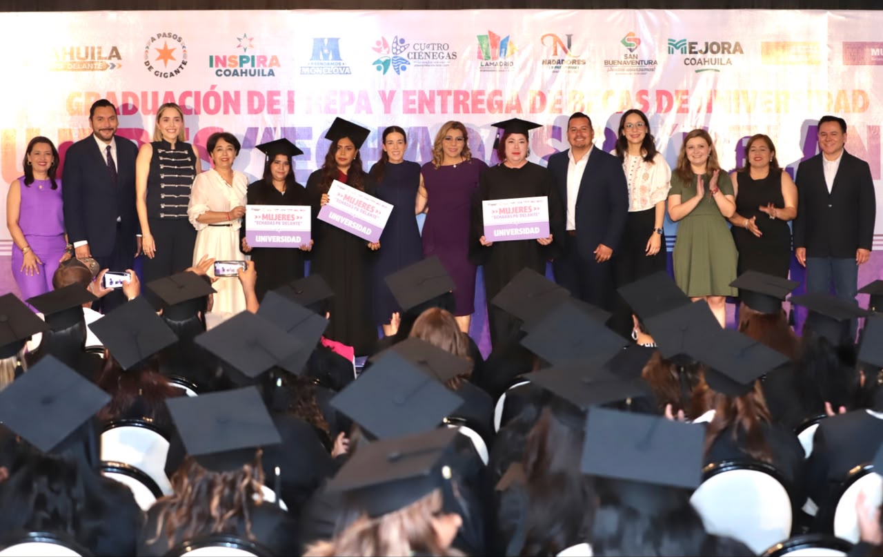 Con ‘Mujeres echadas pa’delante’, miles en Coahuila han terminado su prepa y cursan una carrera profesional