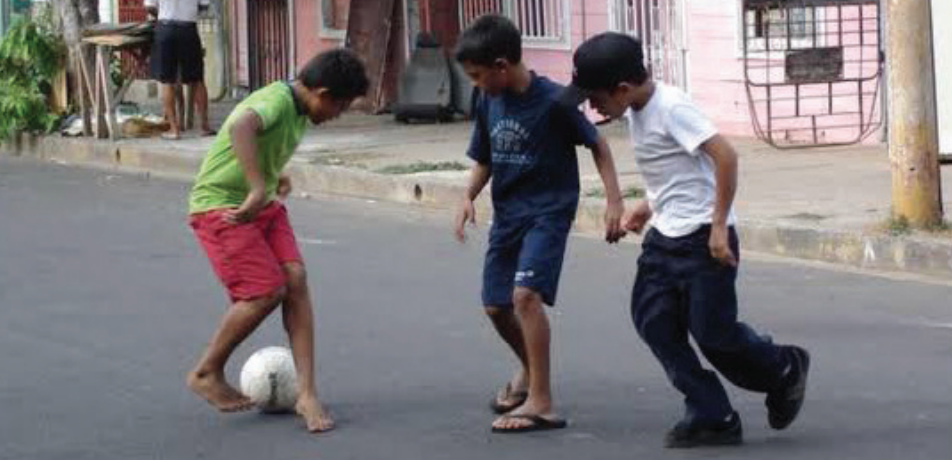 Atiende UNIF a diario casos de niños solos en viviendas