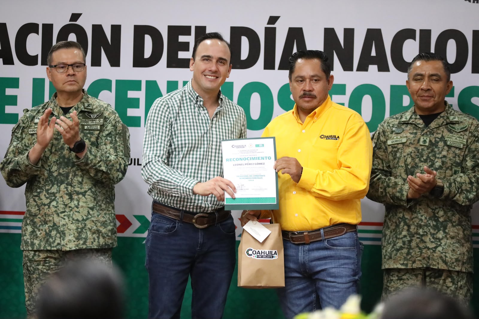 Aquí tenemos a los mejores combatientes forestales de México: Manolo