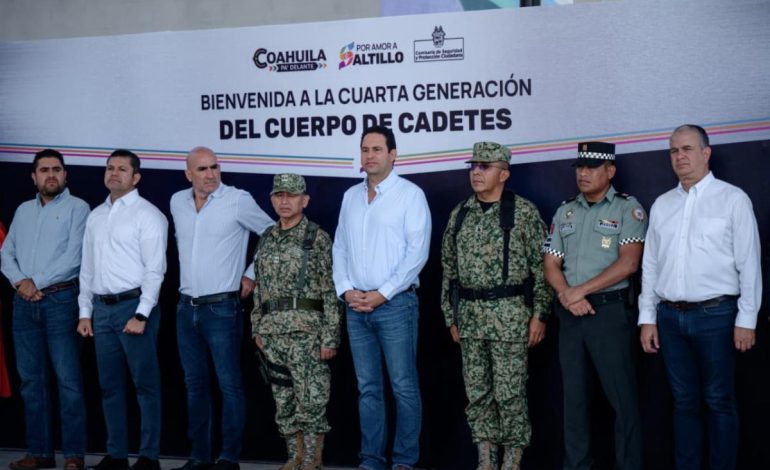 Javier Díaz da bienvenida a cadetes de la cuarta generación de la Academia de la Policía