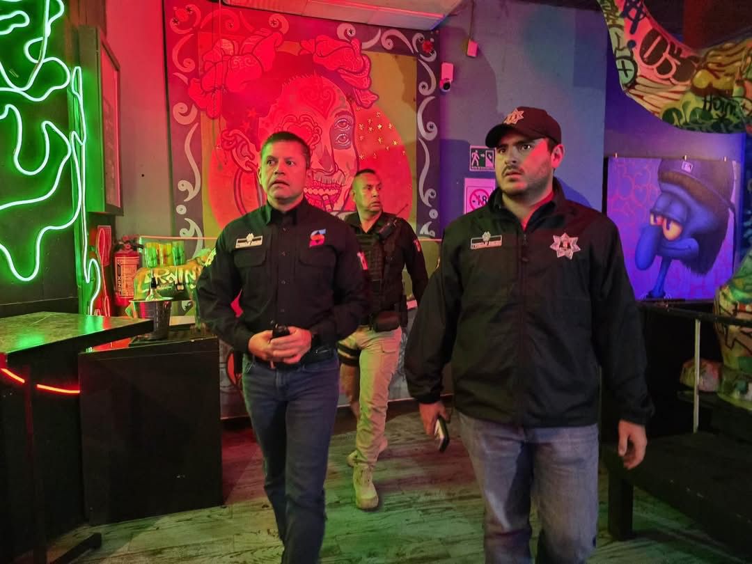 Clausuran bar y detienen a dos por droga en Saltillo